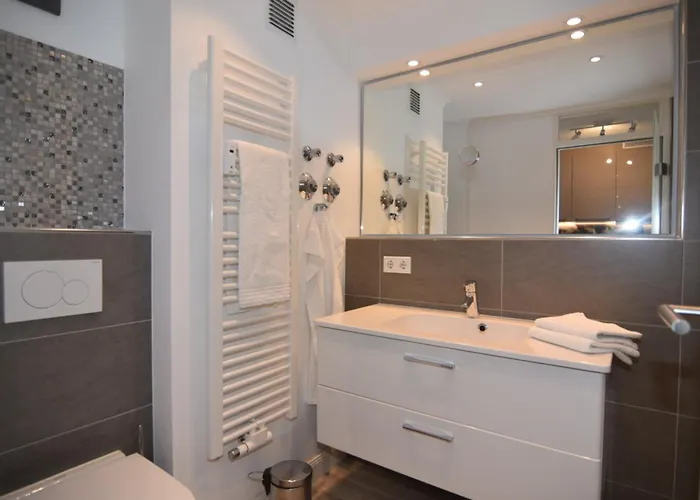 Metropol, Whg 79, Seeseite 4og *