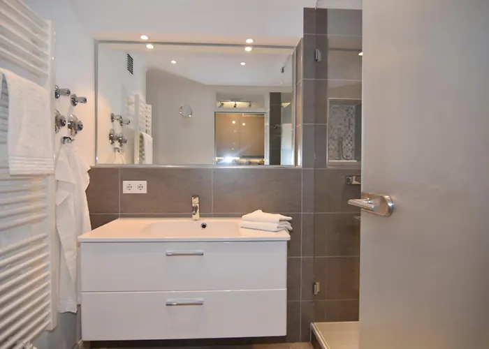 Metropol, Whg 79, Seeseite 4og *